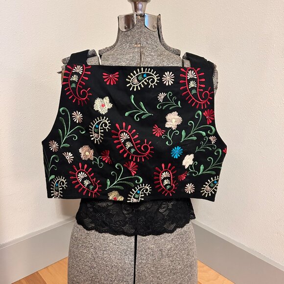 Lane Bryant embroidered vest, size 14 - Picture 2 of 4